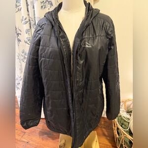 L.L. Bean Women's 1X Plus Quilted Jacket in Black - Puffy Jacket Packable